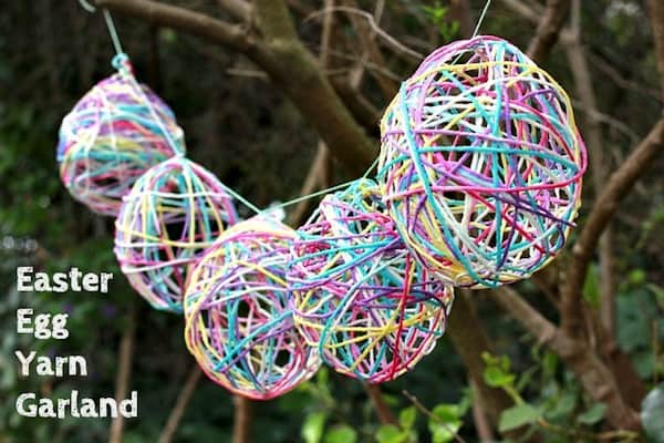 Easter craft - yarn egg garland