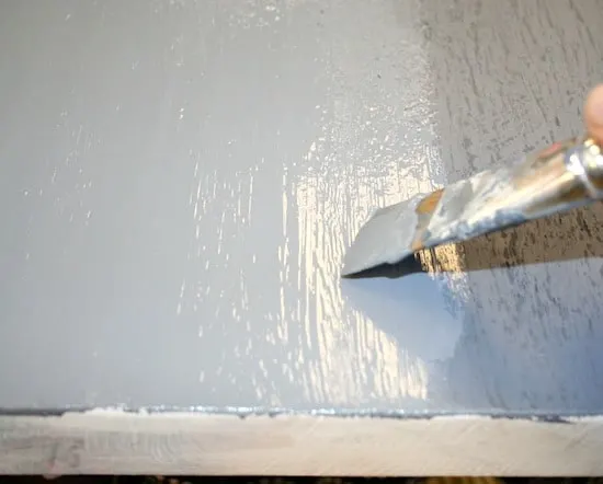 Coating the front of a canvas with magnetic paint