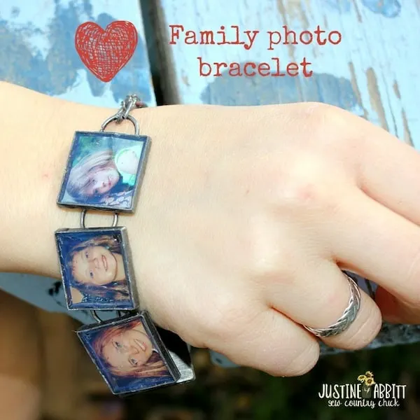 Make a family photo bracelet using Dimensional Magic