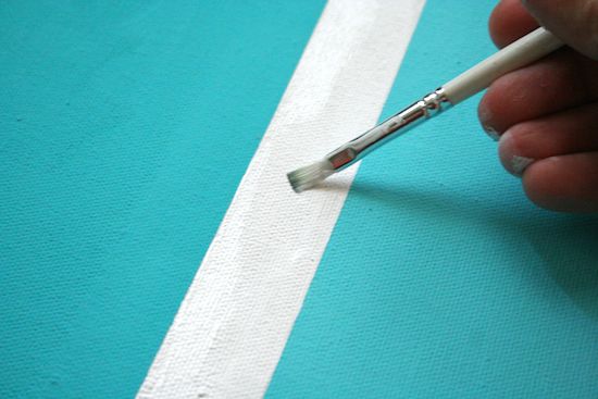 Painting a stripe in white on canvas