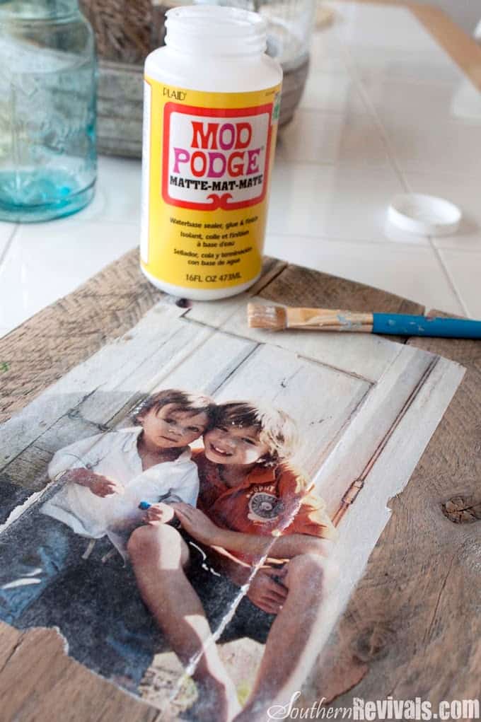 Pallet Picture Frame with a Photo Transfer 
