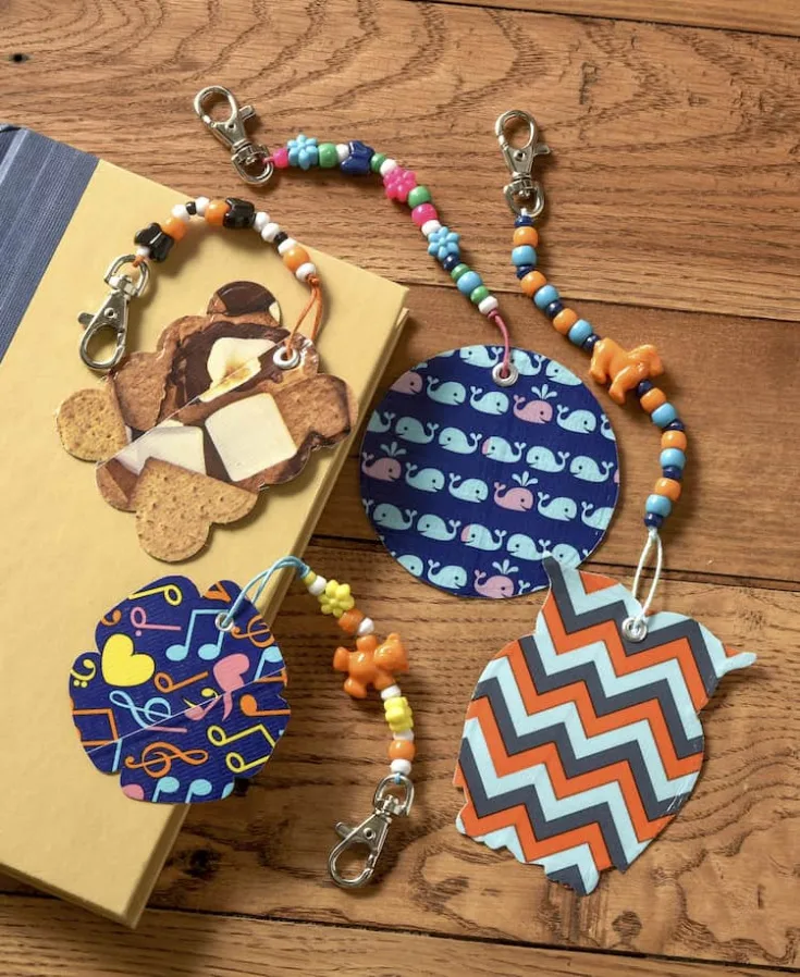 DIY backpack charms made with Duck Tape and beads