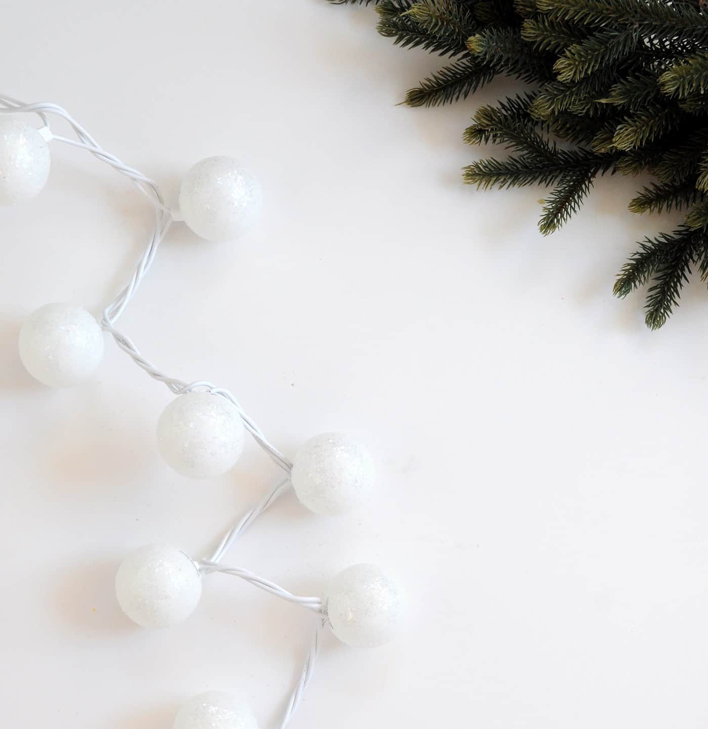 DIY Christmas lights that look like snowballs
