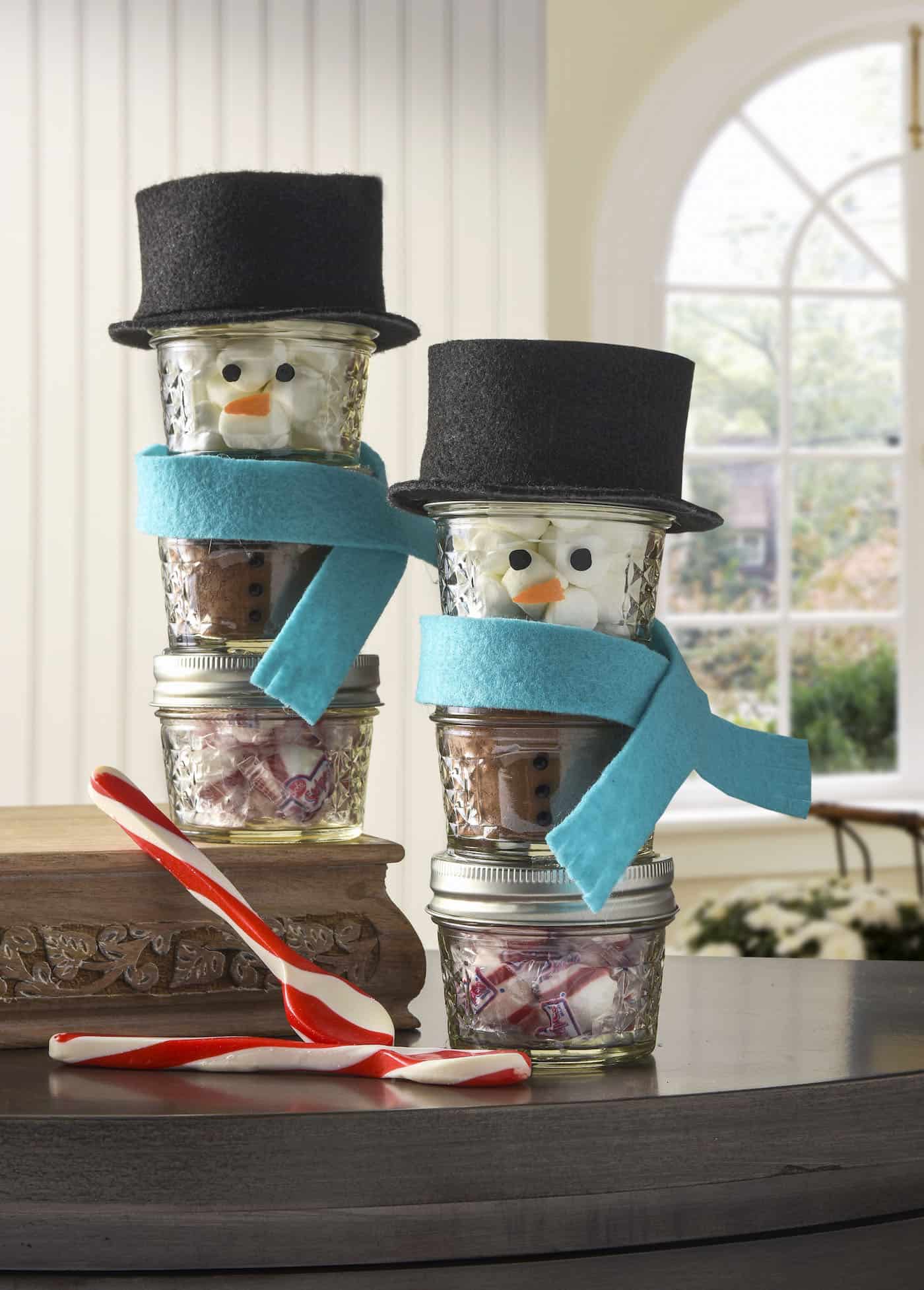 hot cocoa snowman jars