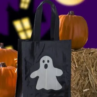 Learn how to make this DIY trick or treat bag - two ways - with Duck Tape! One of the version is glow in the dark! Two free templates included.