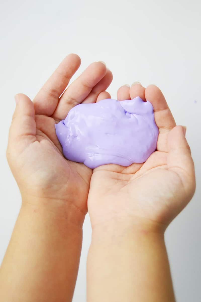 how to make slime with glue and baking soda