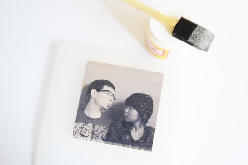 Did you know you can transfer INKJET printed images onto wood? Yes . . . this photo transfer to wood is easy with Mod Podge and regular school glue.