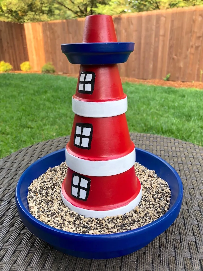 DIY lighthouse bird feeder