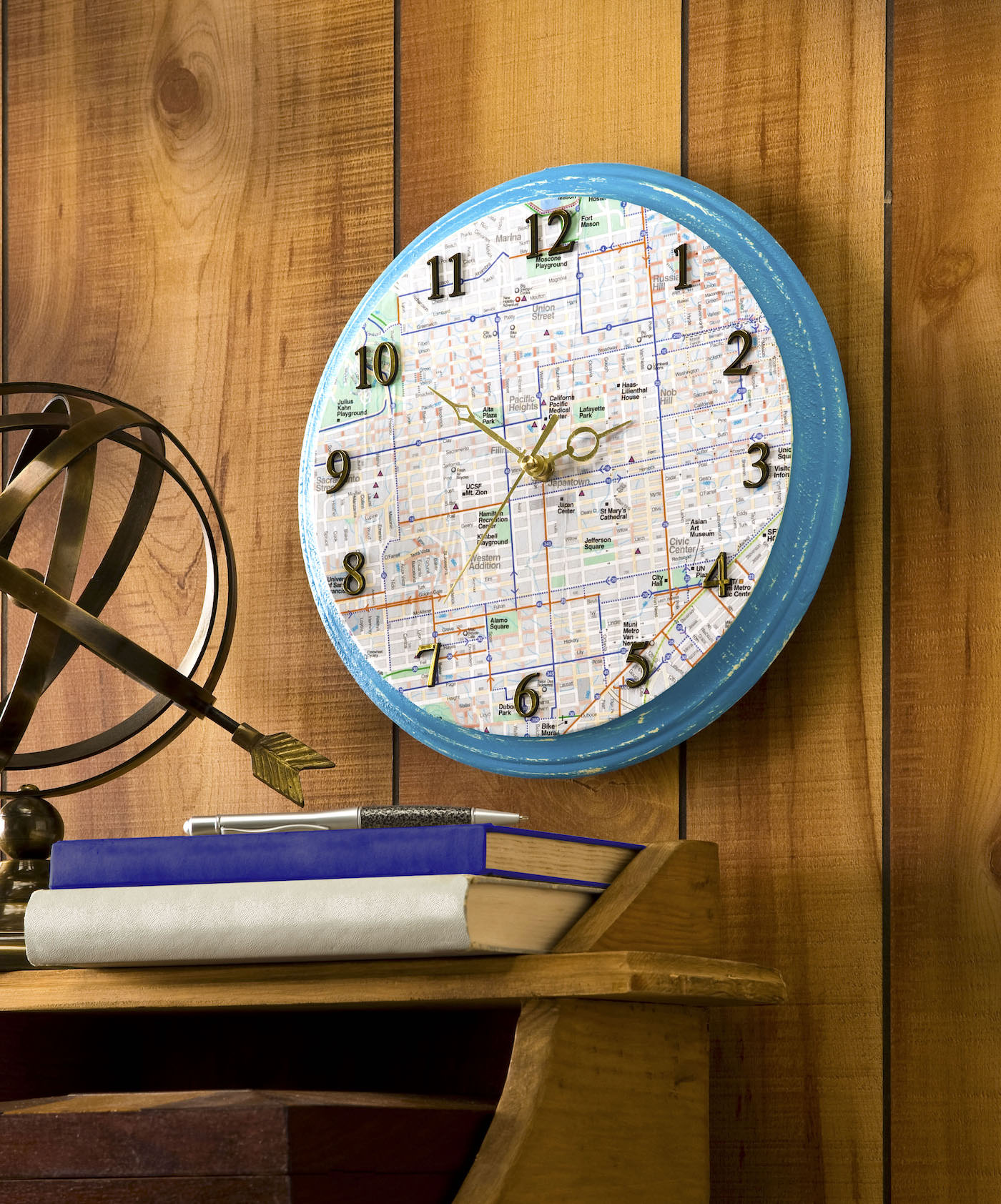How to make a map clock