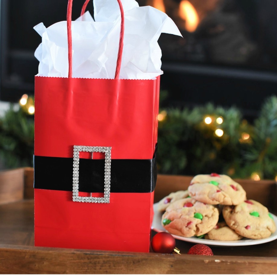 DIY Santa Belt Gift Bag