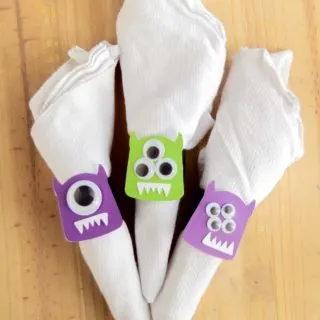 DIY Halloween Napkin Rings with Googly Eyes
