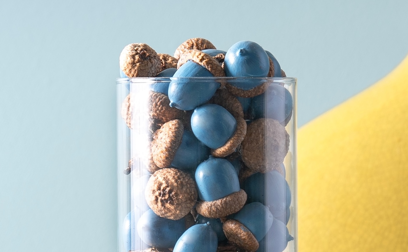 how to paint acorns