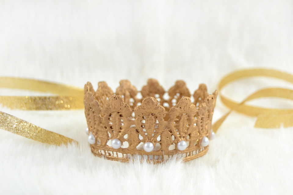 How to Make a Crown at Any Age - Mod Podge Rocks