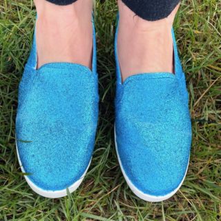 DIY-glitter-shoes-in-a-few-easy-steps