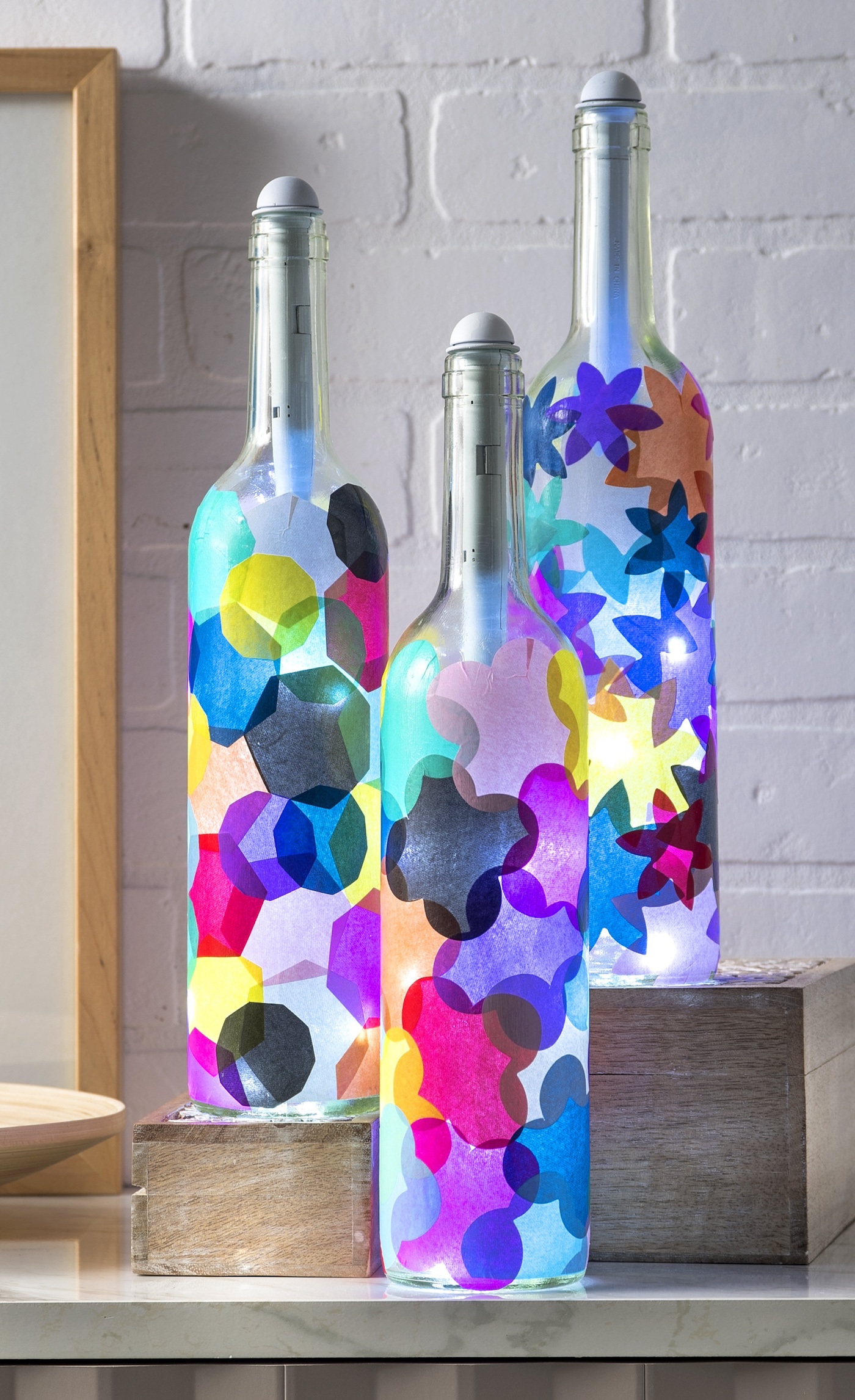 Mod Podge Wine Bottles Using Tissue Paper