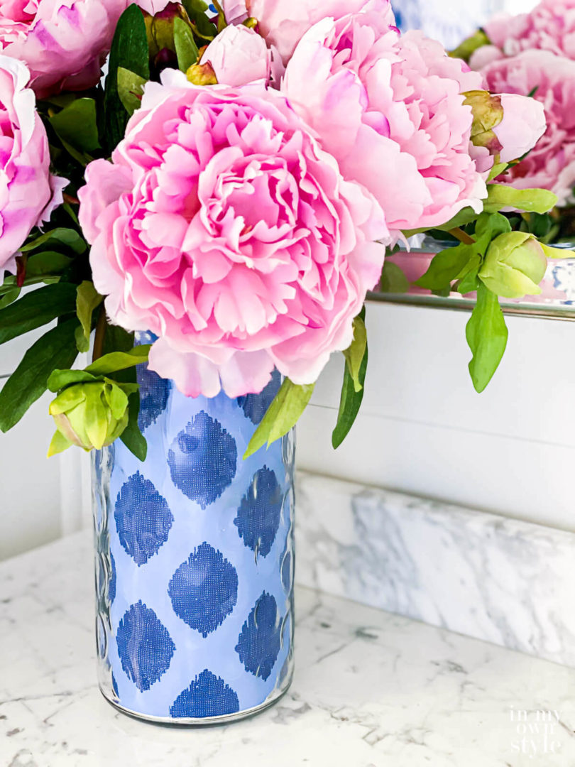 35+ Vase Decorating Ideas That'll Elevate Any Room Mod Podge Rocks