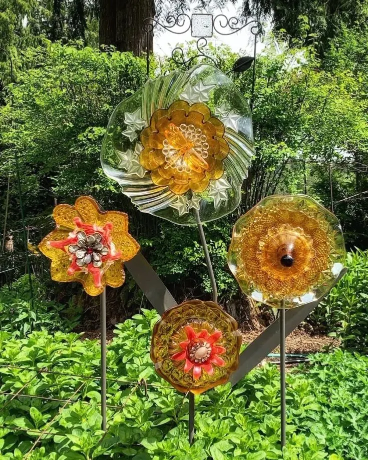 Unique Garden Crafts For Your Outdoor Space - Mod Podge Rocks