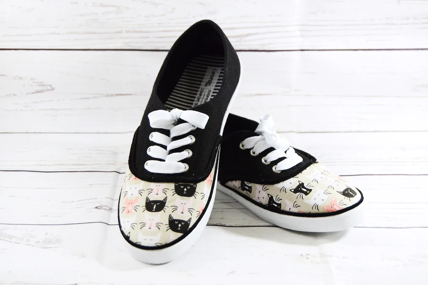 Paint your trainers  Canvas shoes diy, Decorated shoes, Painted