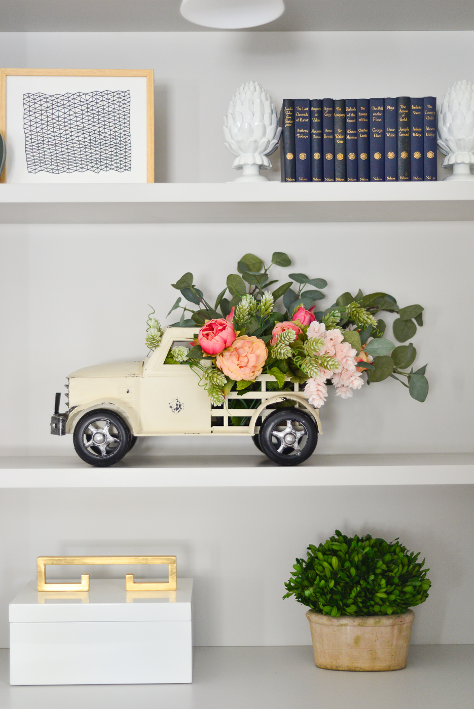 spring pickup truck full of flowers