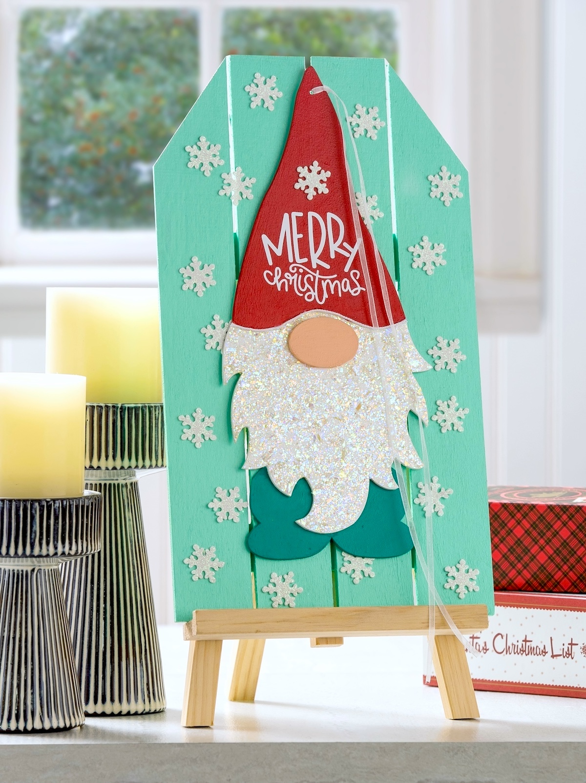 DIY Festive Wood Gnome Christmas Decor