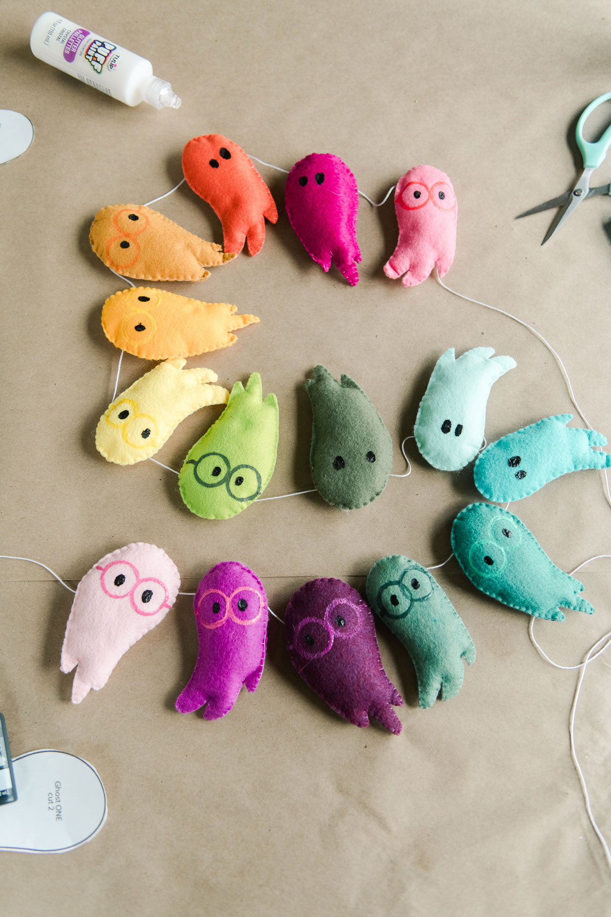 Colorful-felt-ghost-garland